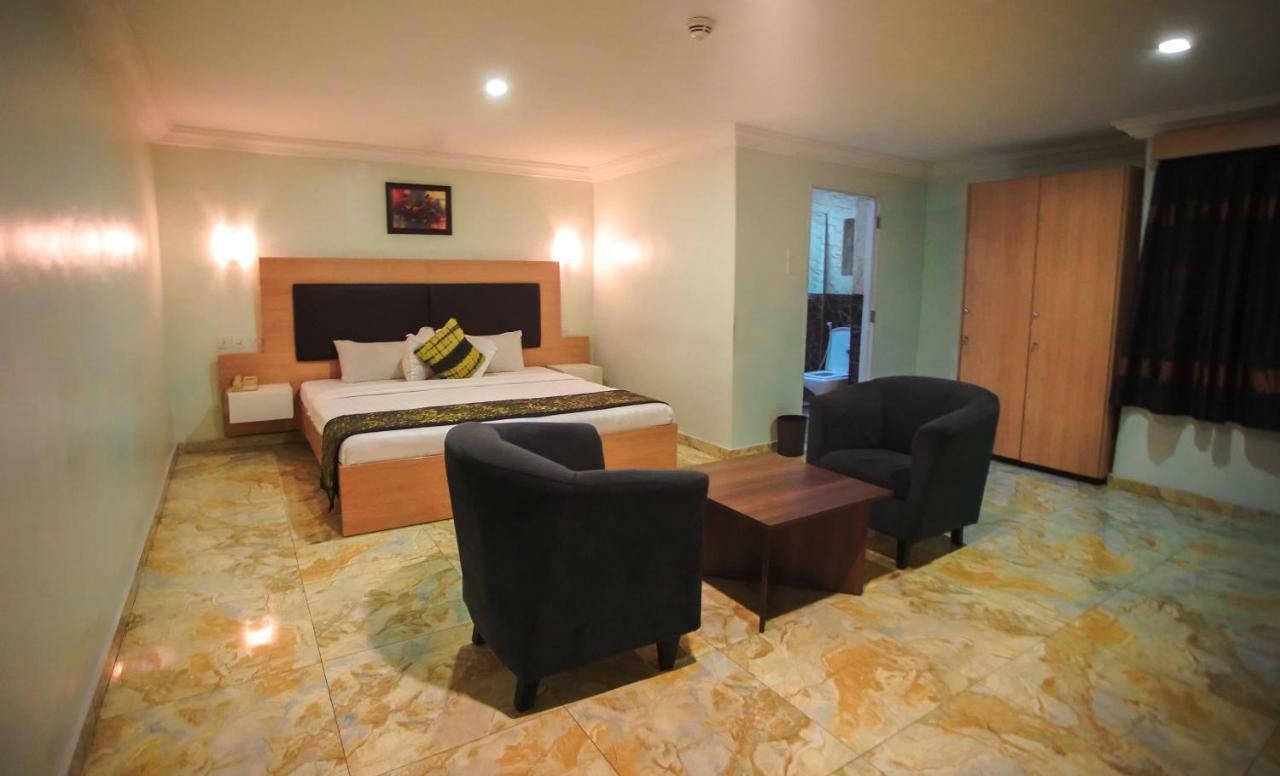 Visa Karena Hotels Port Harcourt Exterior foto